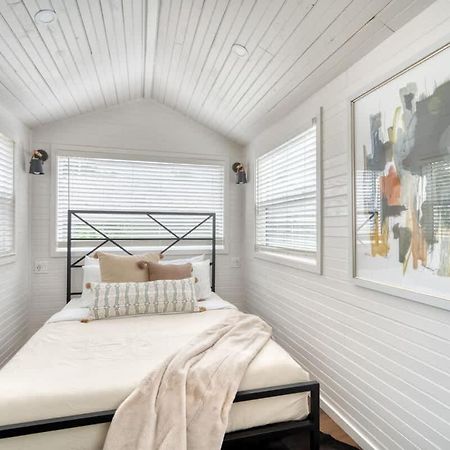 Stay Portland - Noir-Emerald Modern Tinylux In Portland Luaran gambar